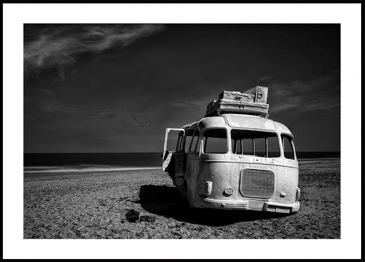 Poster „Gestrandeter Bus“.