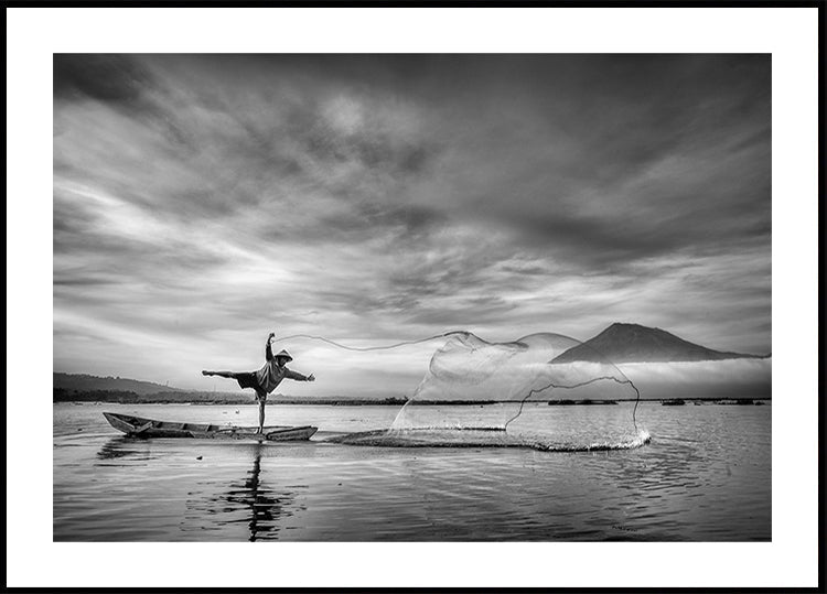 Mann hinter den Netzen