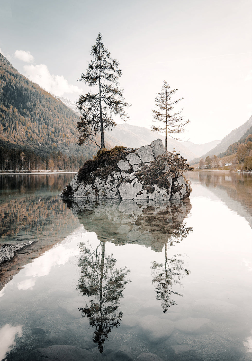 Tranquil Reflections at Lake Hintersee Plakat - Posterbox.dk
