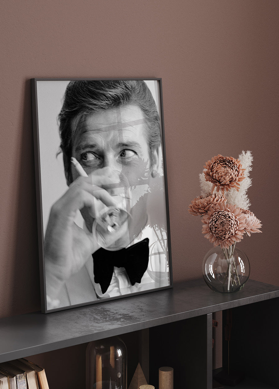Roger Moore-Poster 