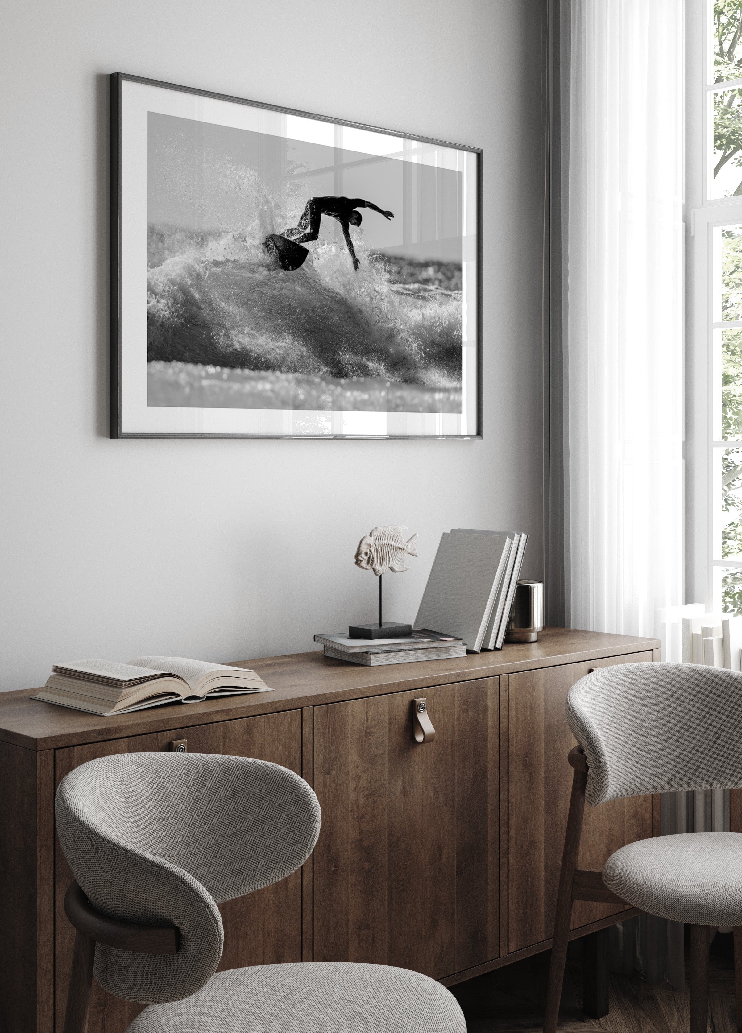 Surfer reitet Meereswelle