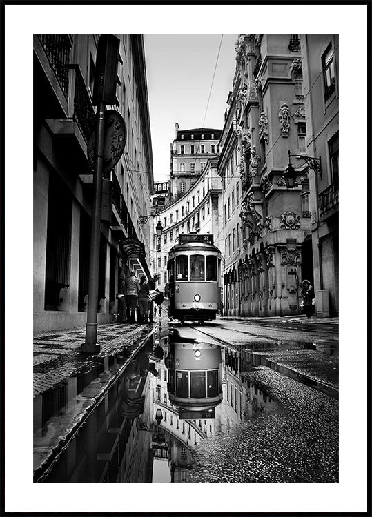 Rainy days in Lisbon Plakat - Posterbox