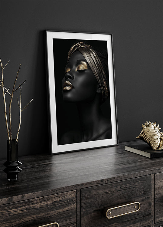 Afrikanische goldene Frau II Poster