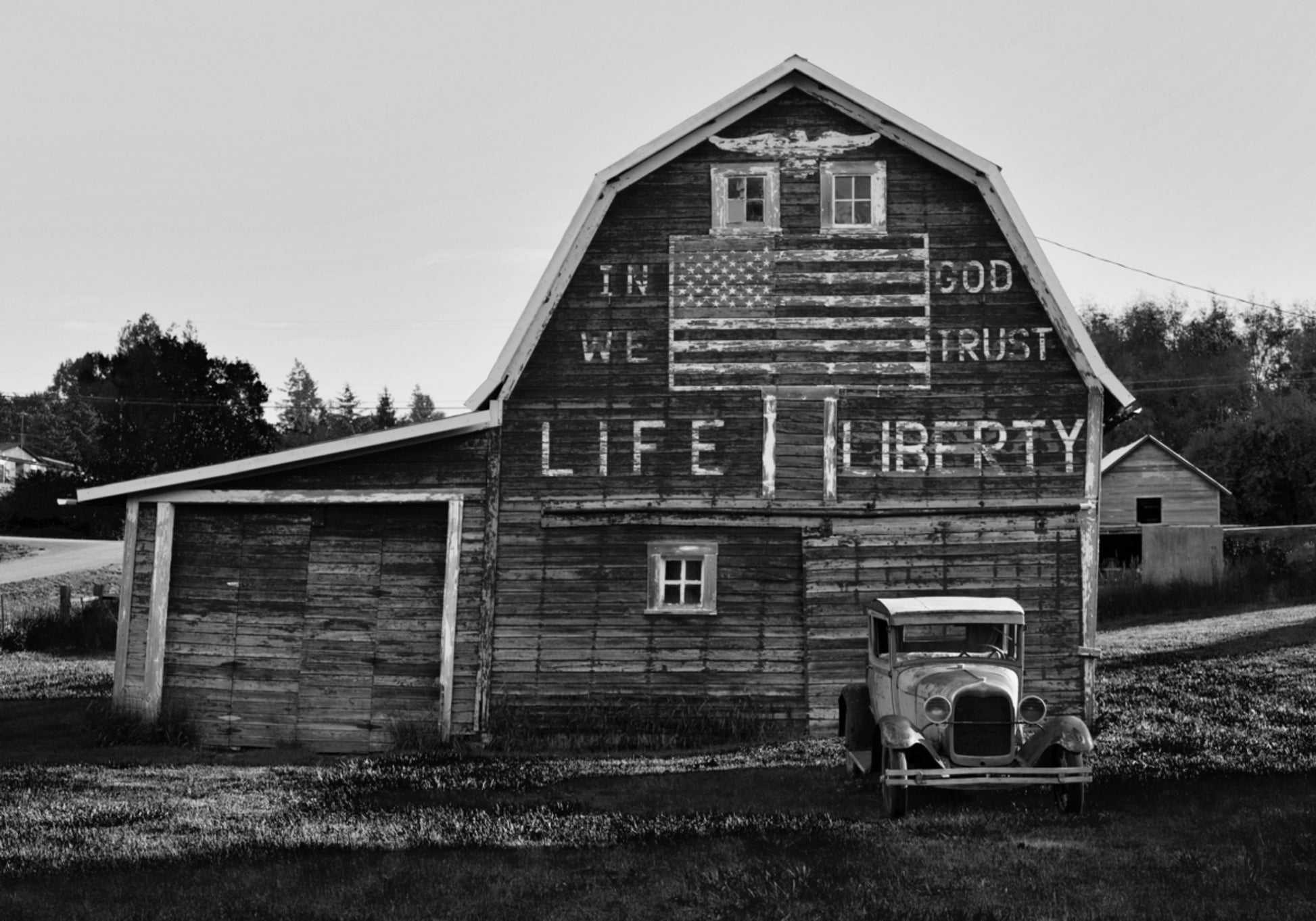 Amerikanische Scheune und Auto