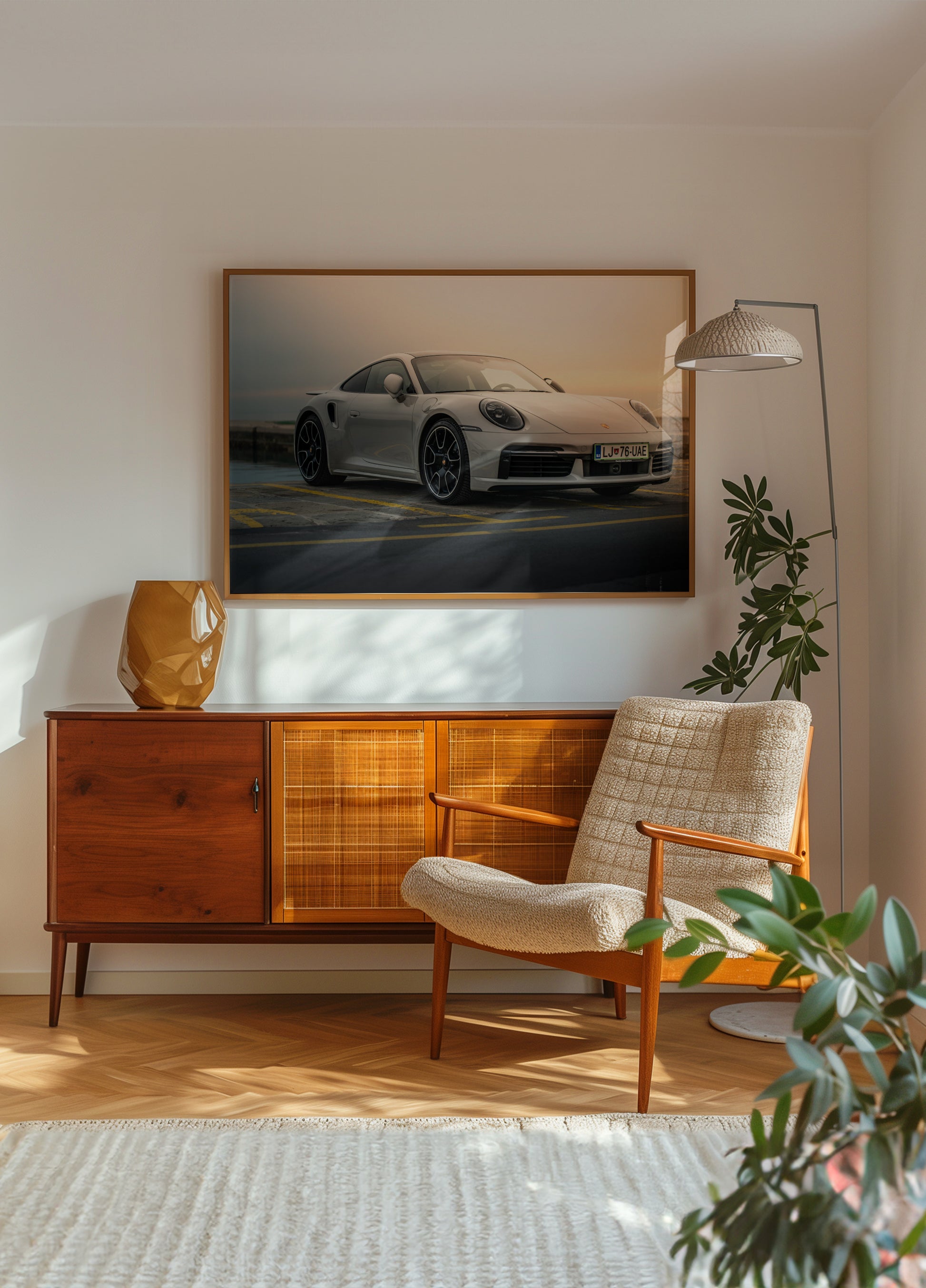 Moderner Sportwagen-Sonnenuntergang